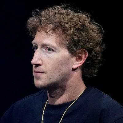 Fears of AI bubble – as tech giants struggle